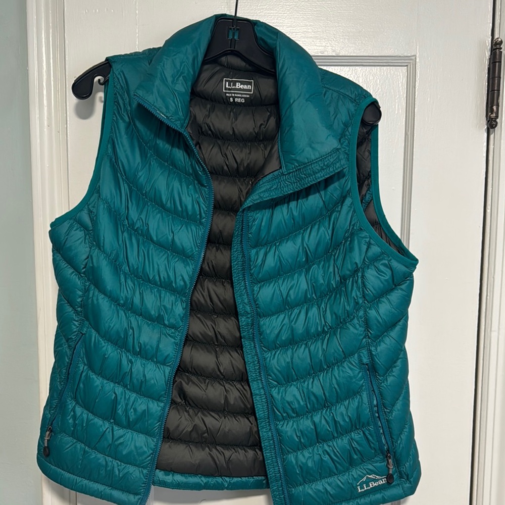 L.L. Bean Teal Puffer Vest